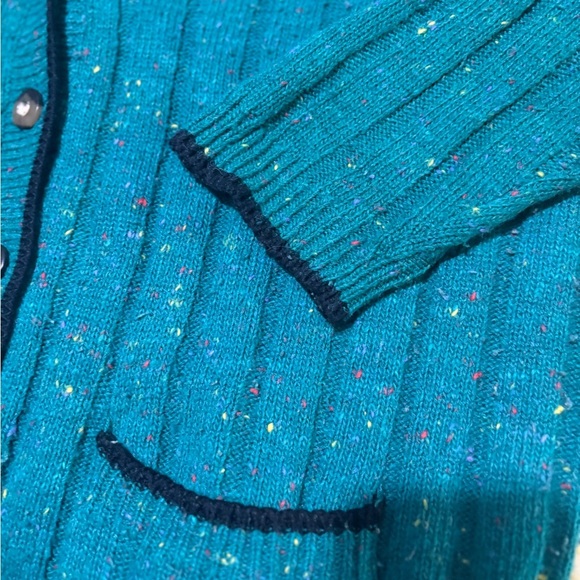 Vintage Men’s Cardigan Sweater - Picture 4 of 10